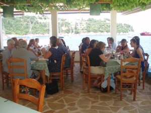 Lunch in the White House taverna Lunch in the White House taverna